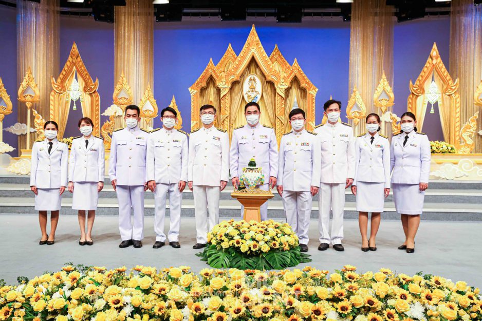 คณะทันตแพทยศาสตร์ มหาวิทยาลัยมหิดล เข้าร่วมบันทึกเทปถวายพระพรชัยมงคลพระบาทสมเด็จพระเจ้าอยู่หัว