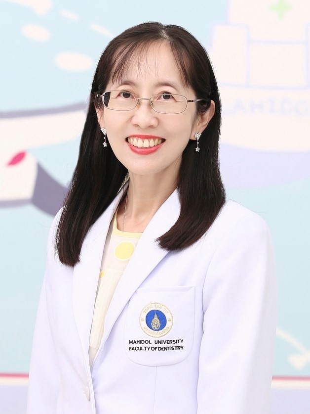 รศ. ทพญ.ประภาศรี ริรัตนพงษ์